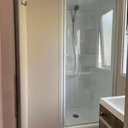 Kemping Mobil En Vendee Angles (Vendee)